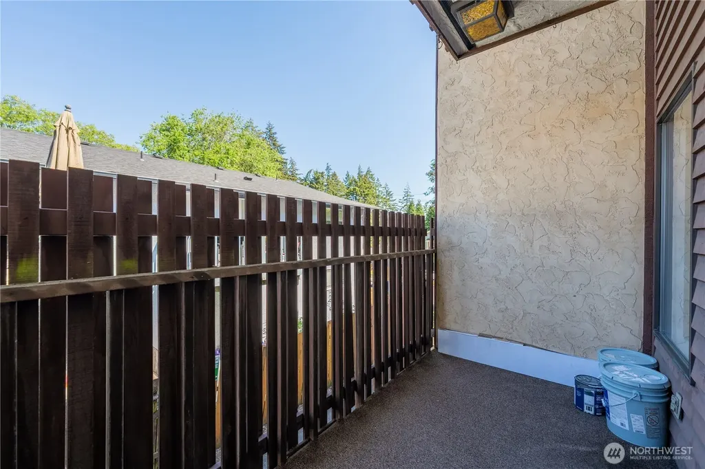 216 SW 154th Street Burien WA 98166