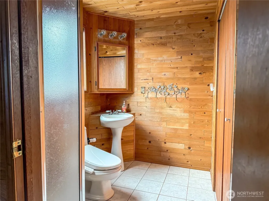 359 Otsego Street SW Ocean Shores WA 98569