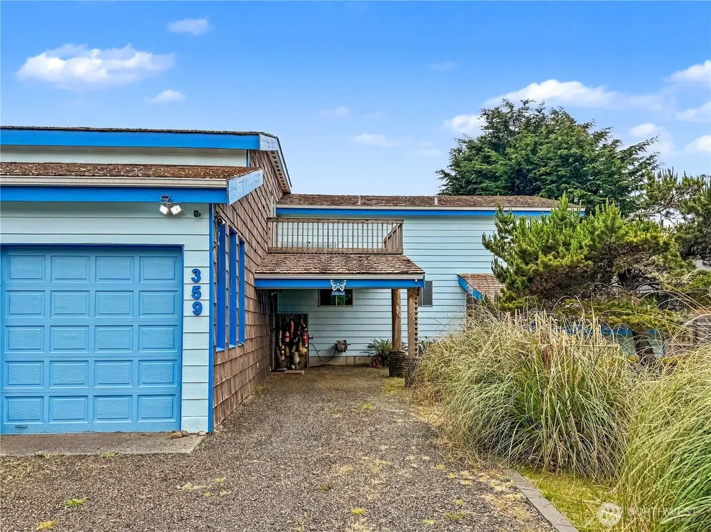 359 Otsego Street SW Ocean Shores WA 98569