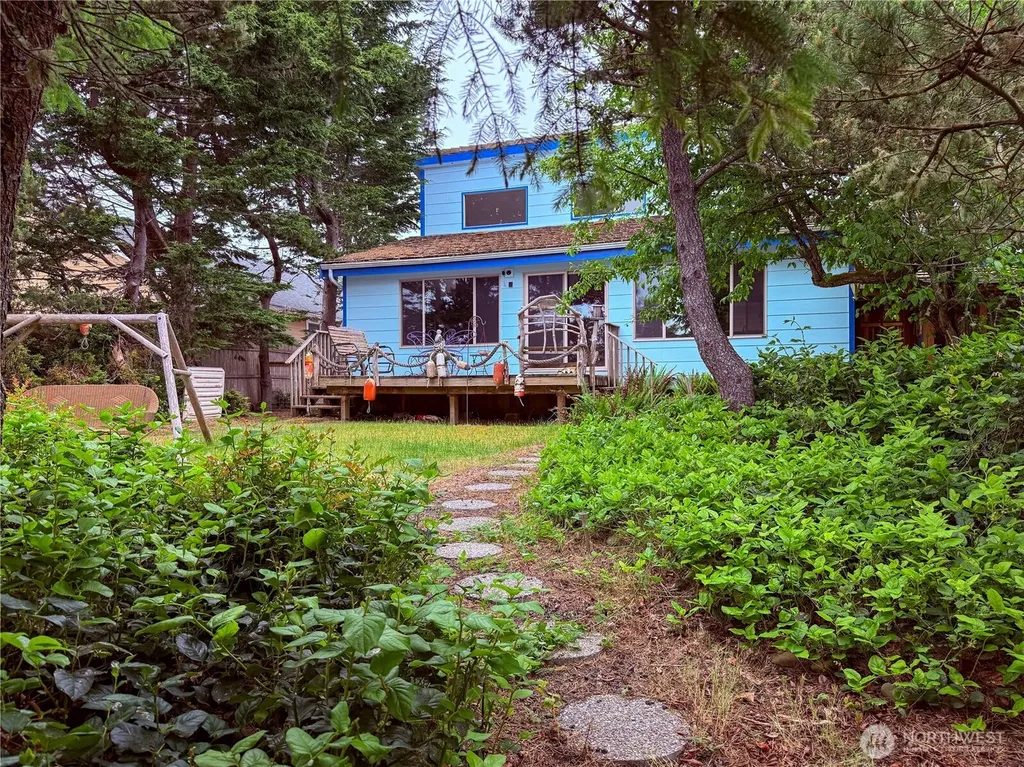 359 Otsego Street SW Ocean Shores WA 98569