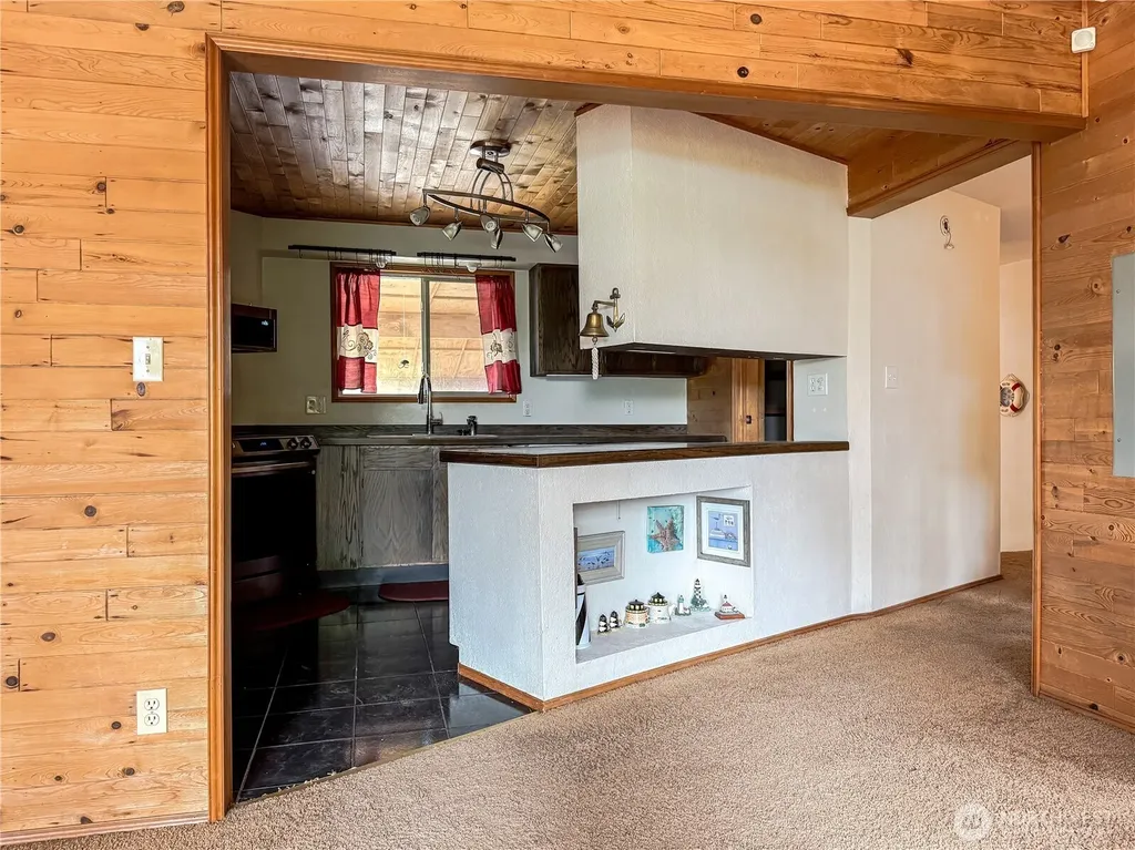 359 Otsego Street SW Ocean Shores WA 98569