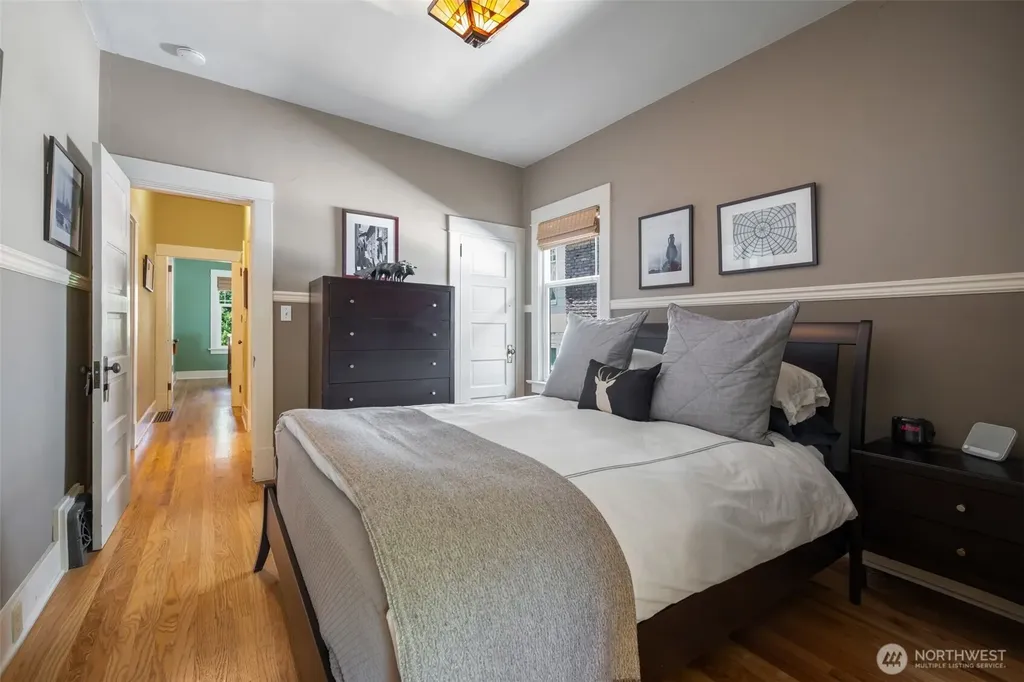 4010 Ashworth Avenue N Seattle WA 98103