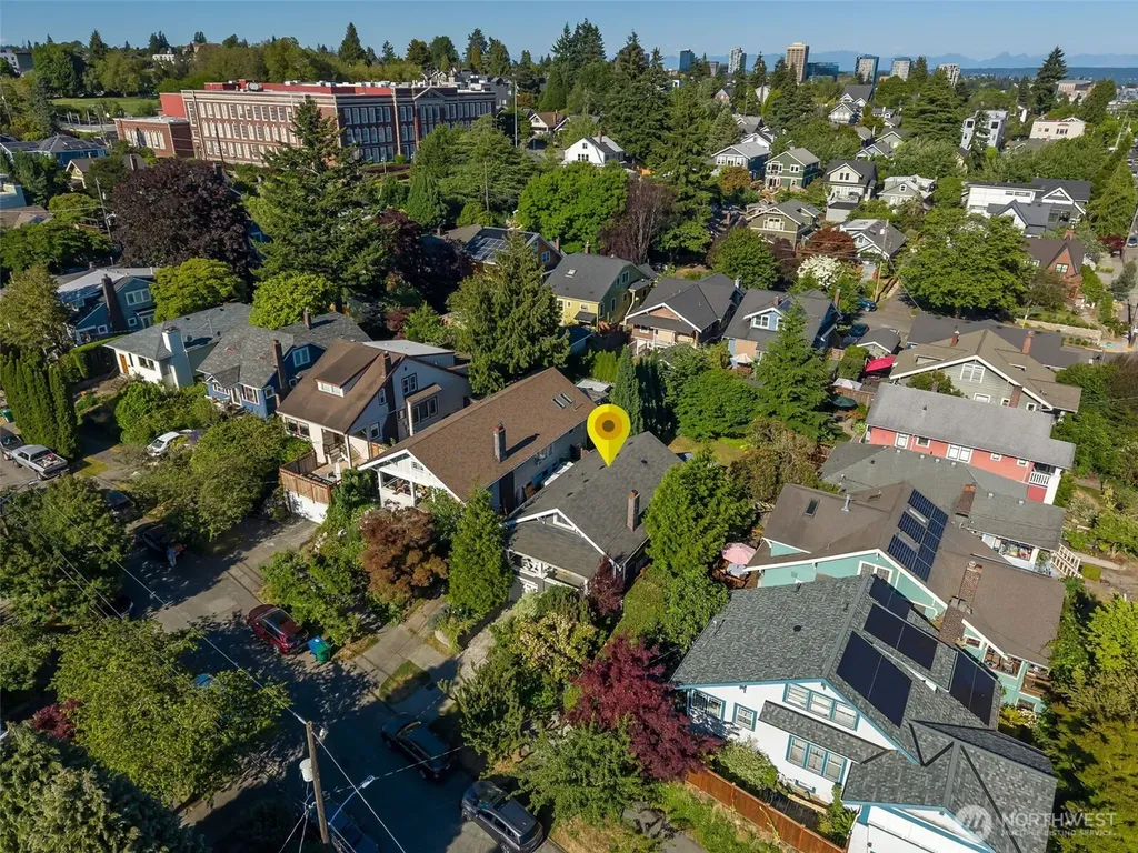 4010 Ashworth Avenue N Seattle WA 98103