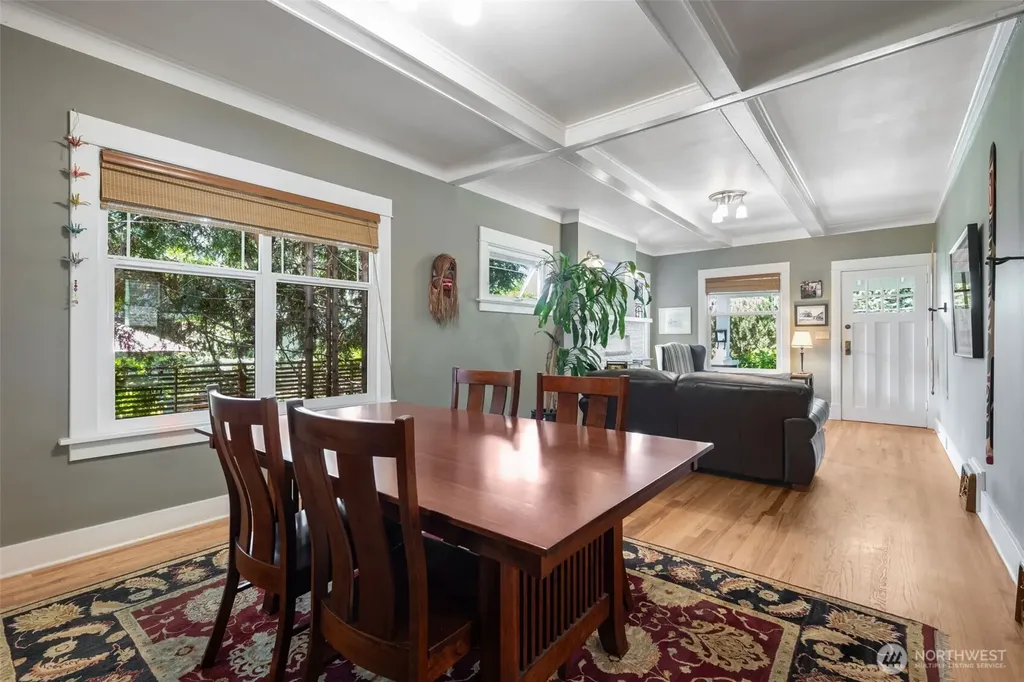 4010 Ashworth Avenue N Seattle WA 98103