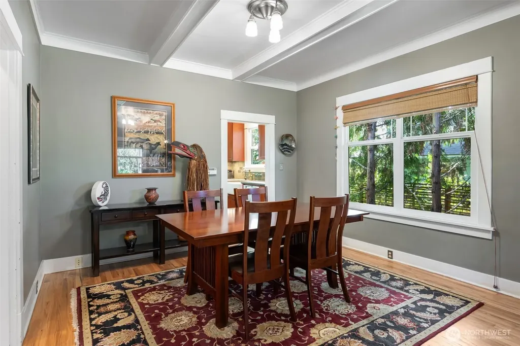 4010 Ashworth Avenue N Seattle WA 98103