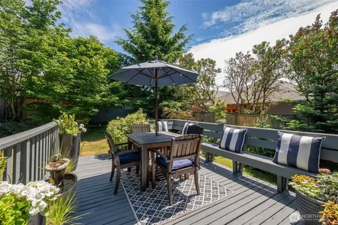 4010 Ashworth Avenue N Seattle WA 98103