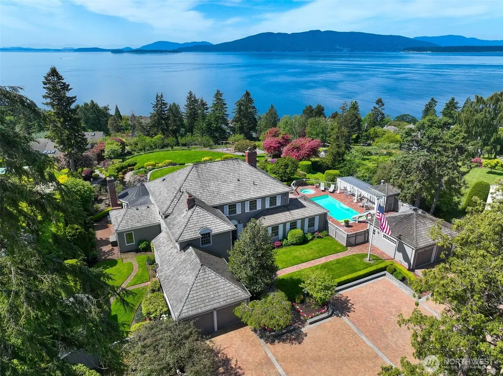 306 Briar Road Bellingham WA 98225