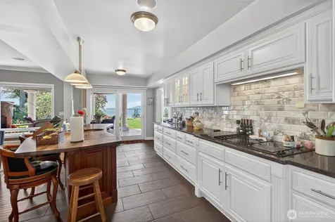 306 Briar Road Bellingham WA 98225