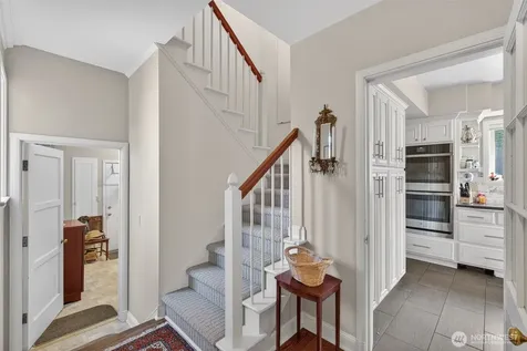 306 Briar Road Bellingham WA 98225
