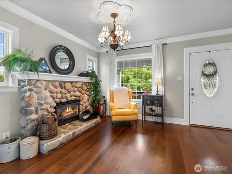 2919 Leonard Drive Everett WA 98201