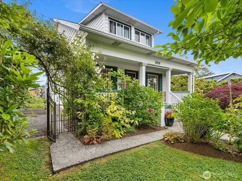 2919 Leonard Drive Everett WA 98201