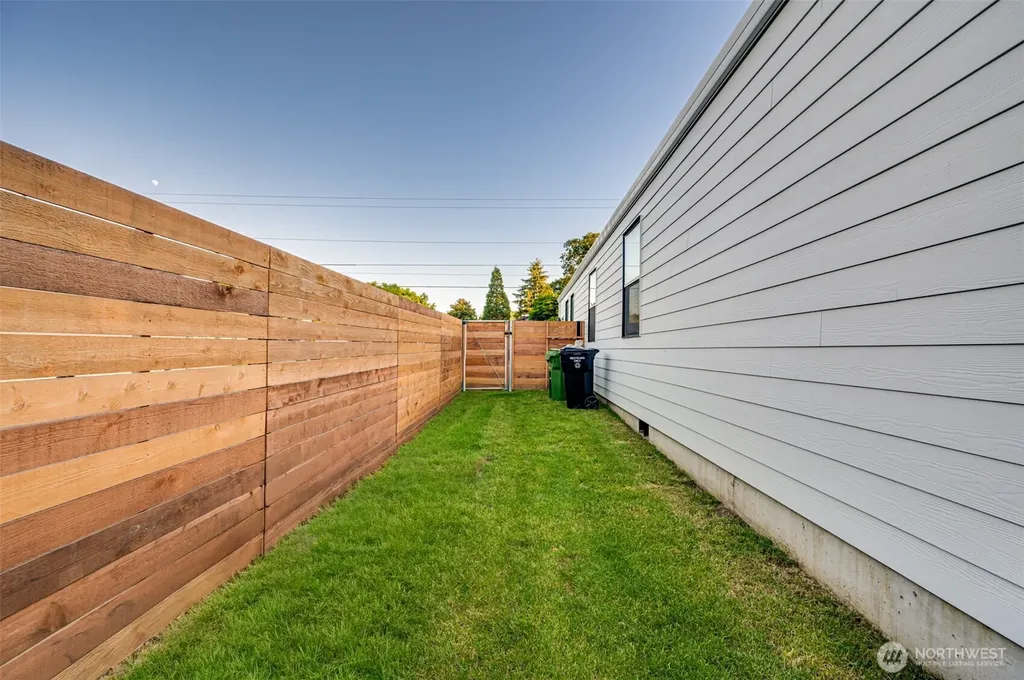 750 Washington Street Woodland WA 98674
