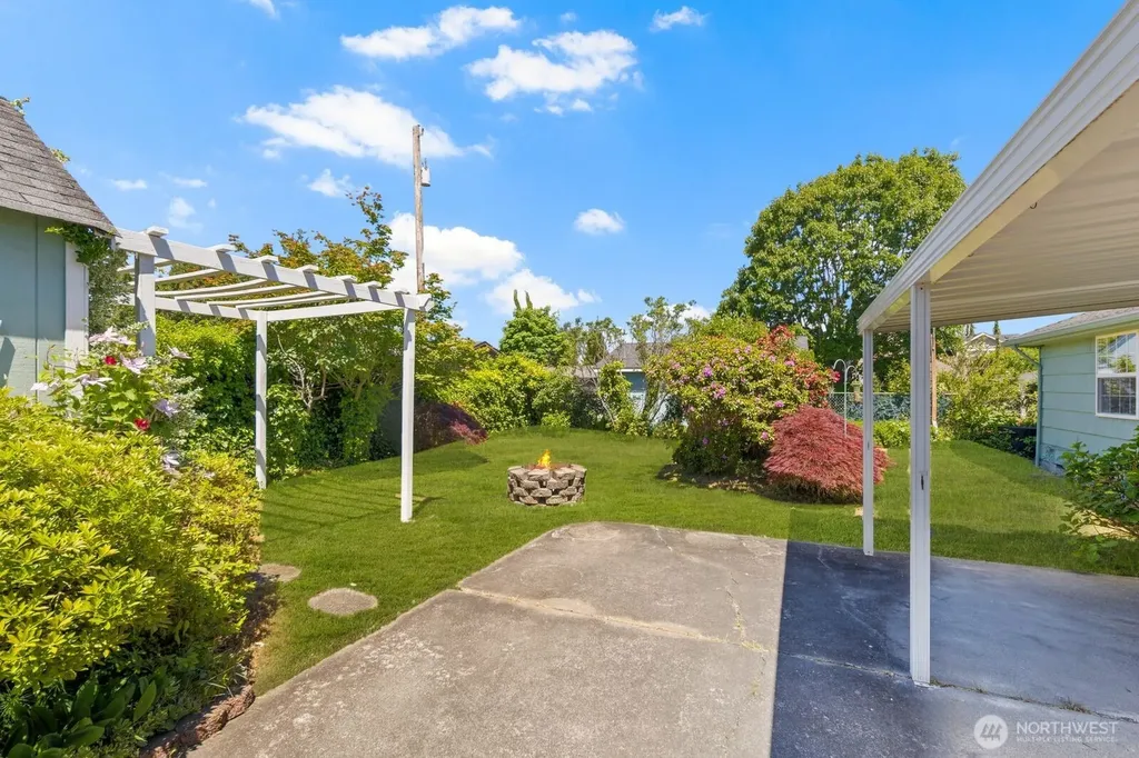 528 Wetmore Avenue Everett WA 98201