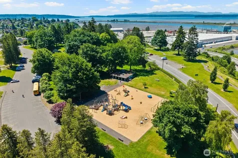 528 Wetmore Avenue Everett WA 98201