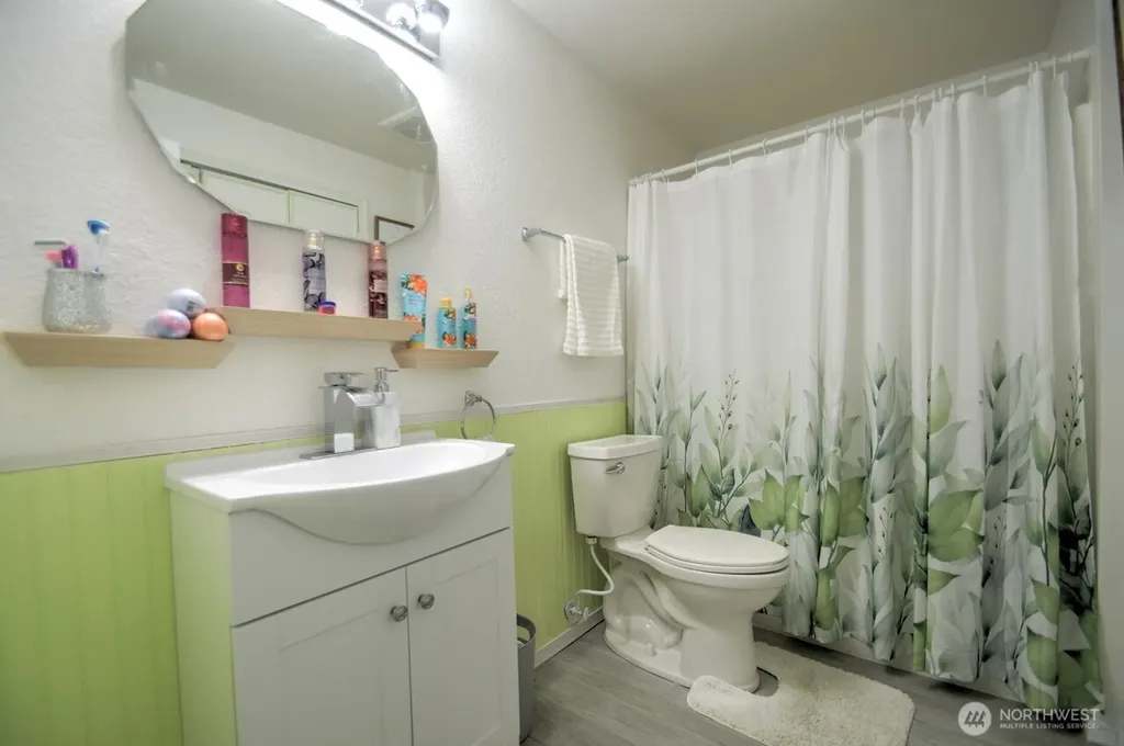 4035 Indian Summer Drive SE Olympia WA 98513