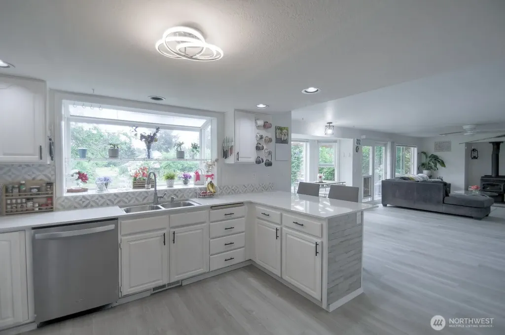 4035 Indian Summer Drive SE Olympia WA 98513