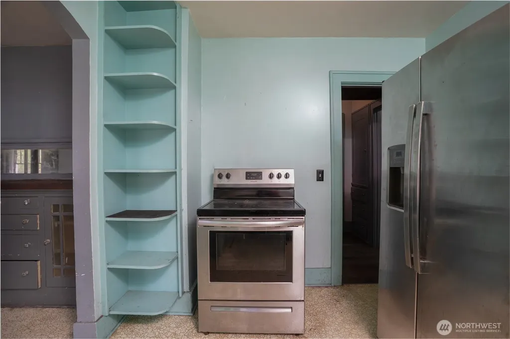 511 S 35th Street Tacoma WA 98418