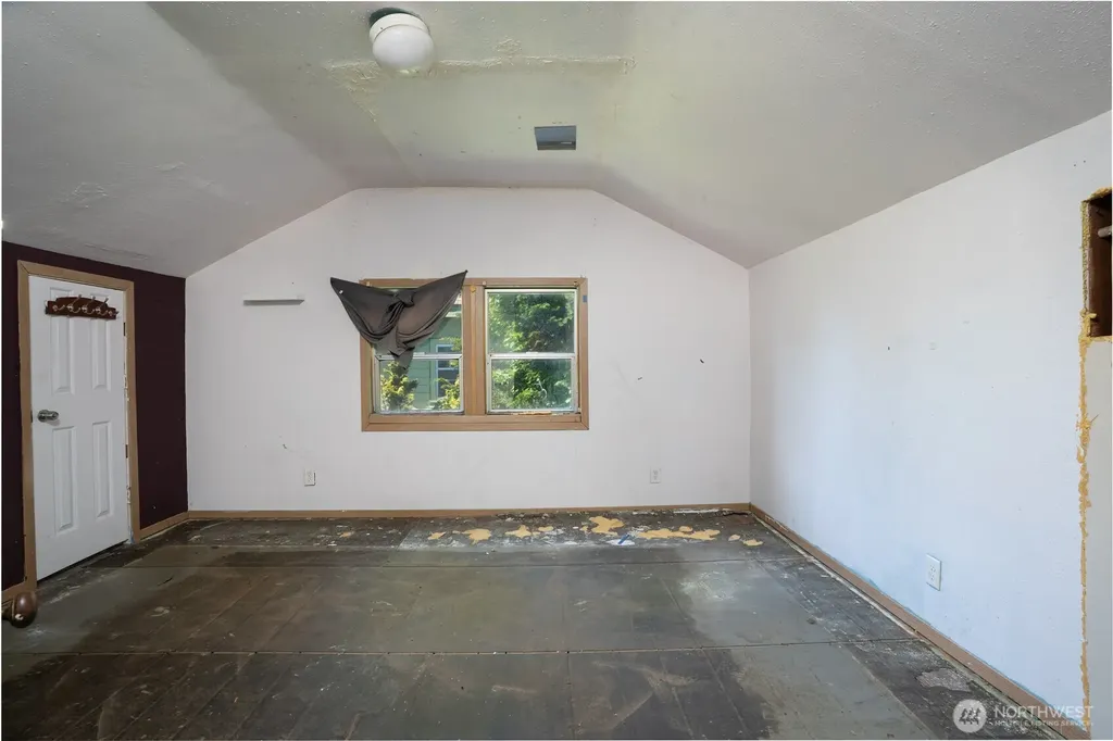 511 S 35th Street Tacoma WA 98418