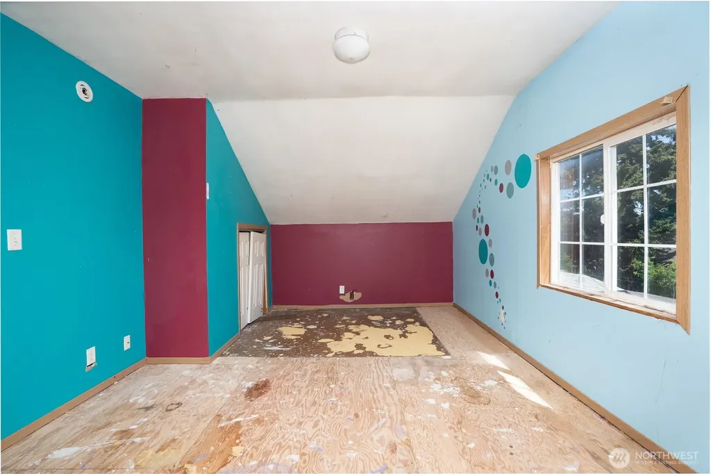 511 S 35th Street Tacoma WA 98418