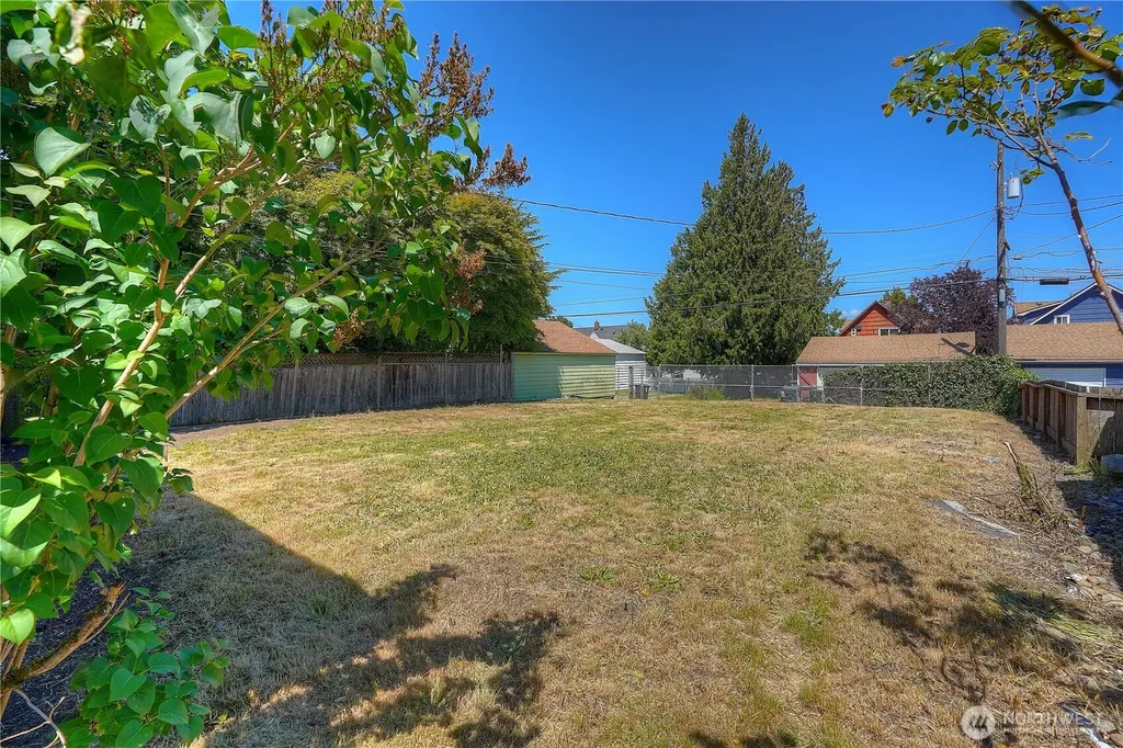 511 S 35th Street Tacoma WA 98418