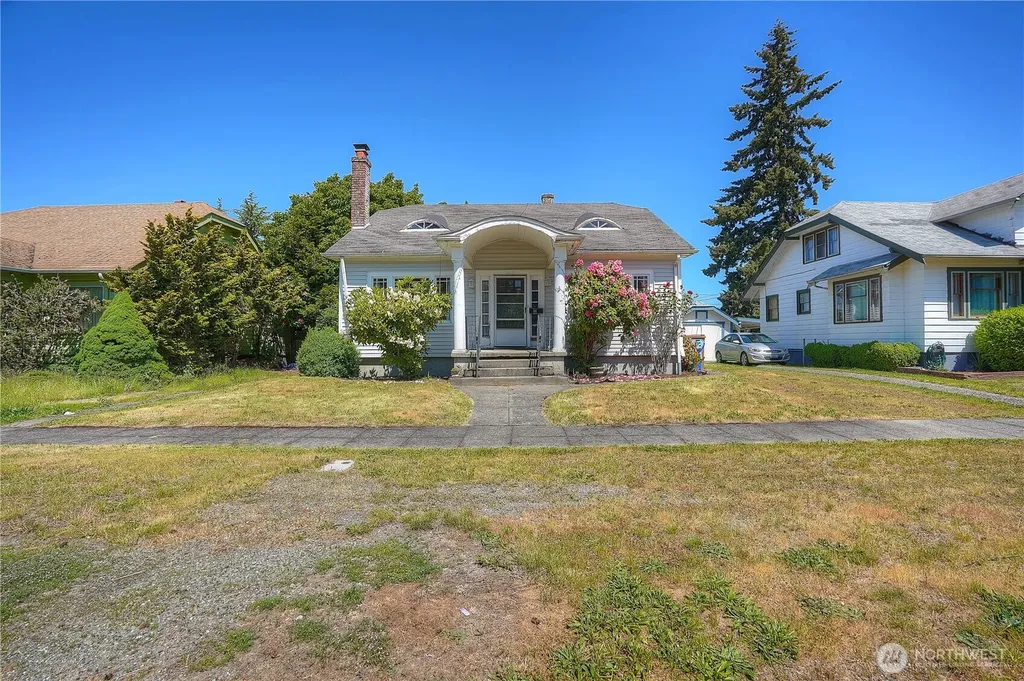 511 S 35th Street Tacoma WA 98418
