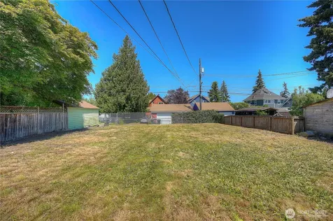 511 S 35th Street Tacoma WA 98418