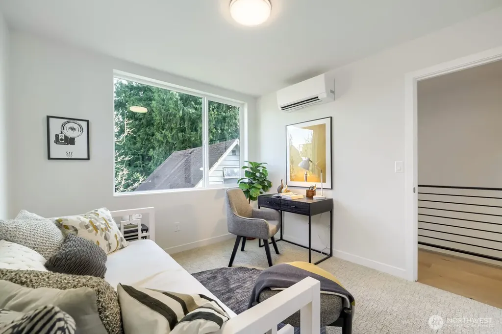 809 NE 90th Street Seattle WA 98115