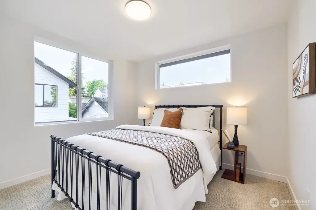 809 NE 90th Street Seattle WA 98115