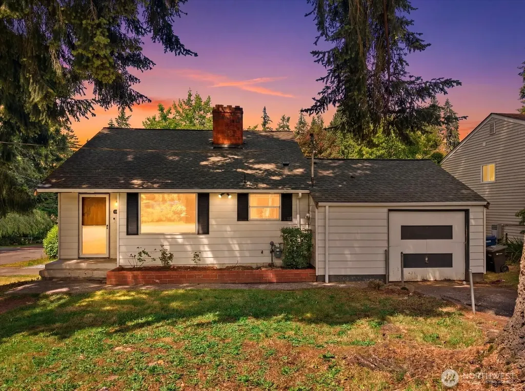 11857 22nd Avenue SW Burien WA 98146