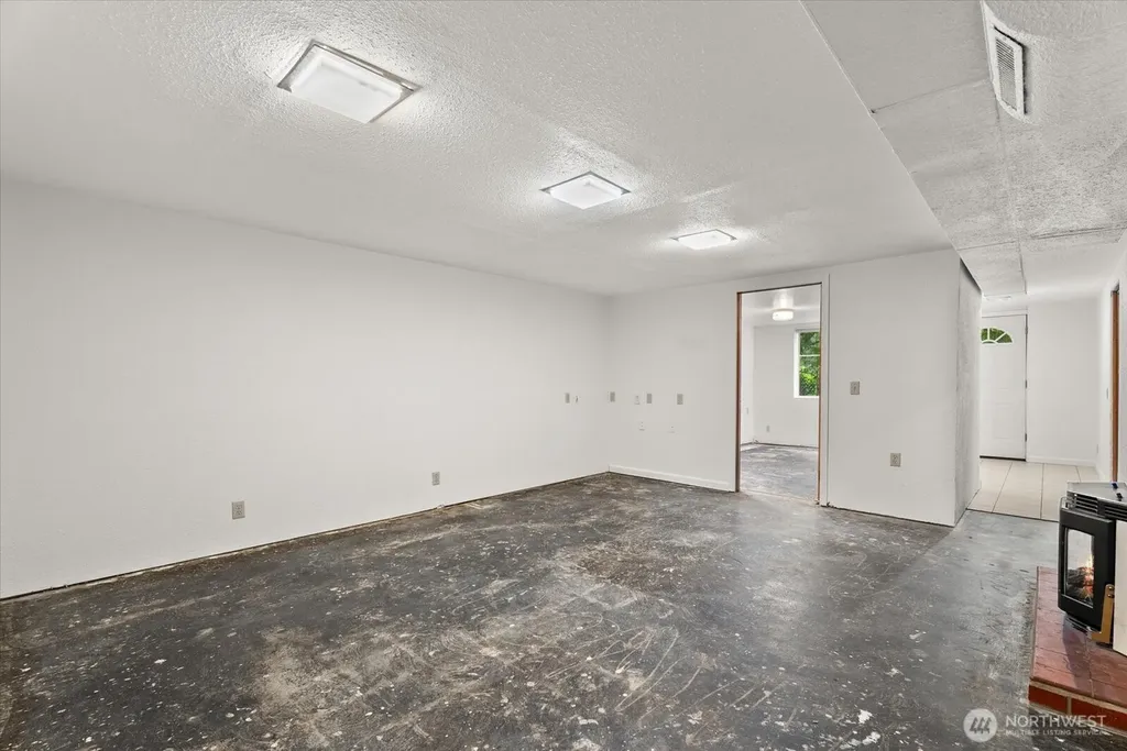 11857 22nd Avenue SW Burien WA 98146