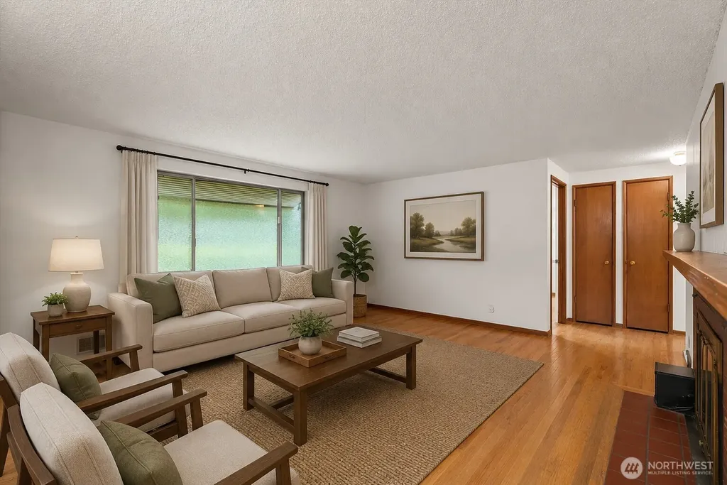 11857 22nd Avenue SW Burien WA 98146