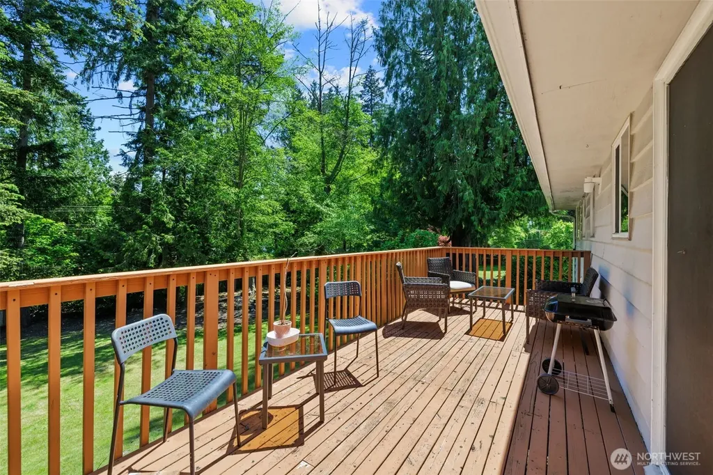 30108 2nd Avenue SW Federal Way WA 98023