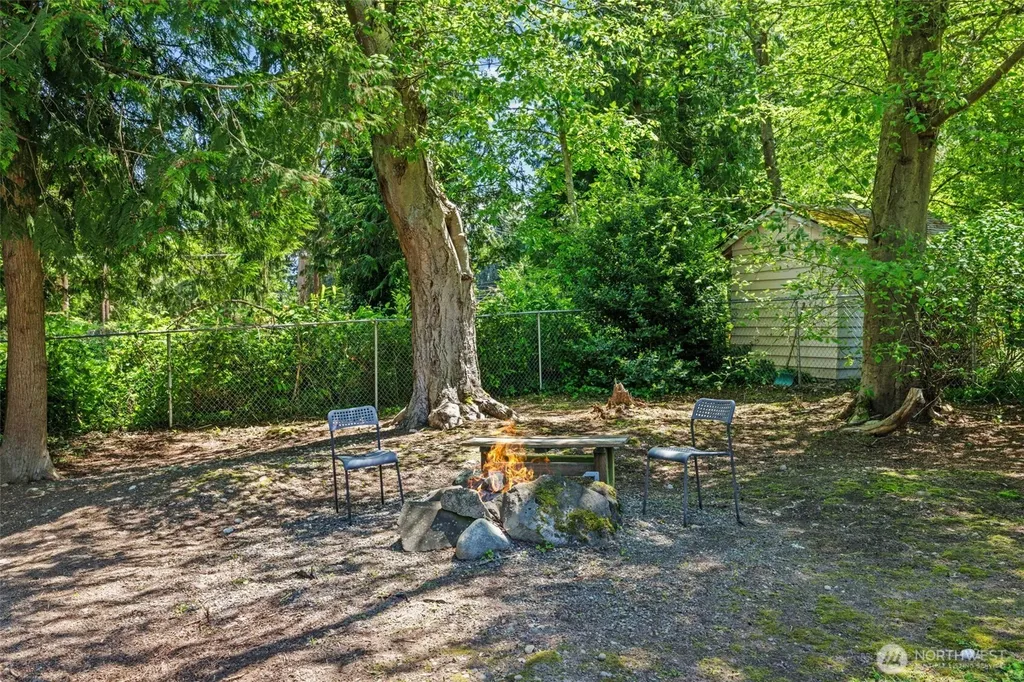 30108 2nd Avenue SW Federal Way WA 98023