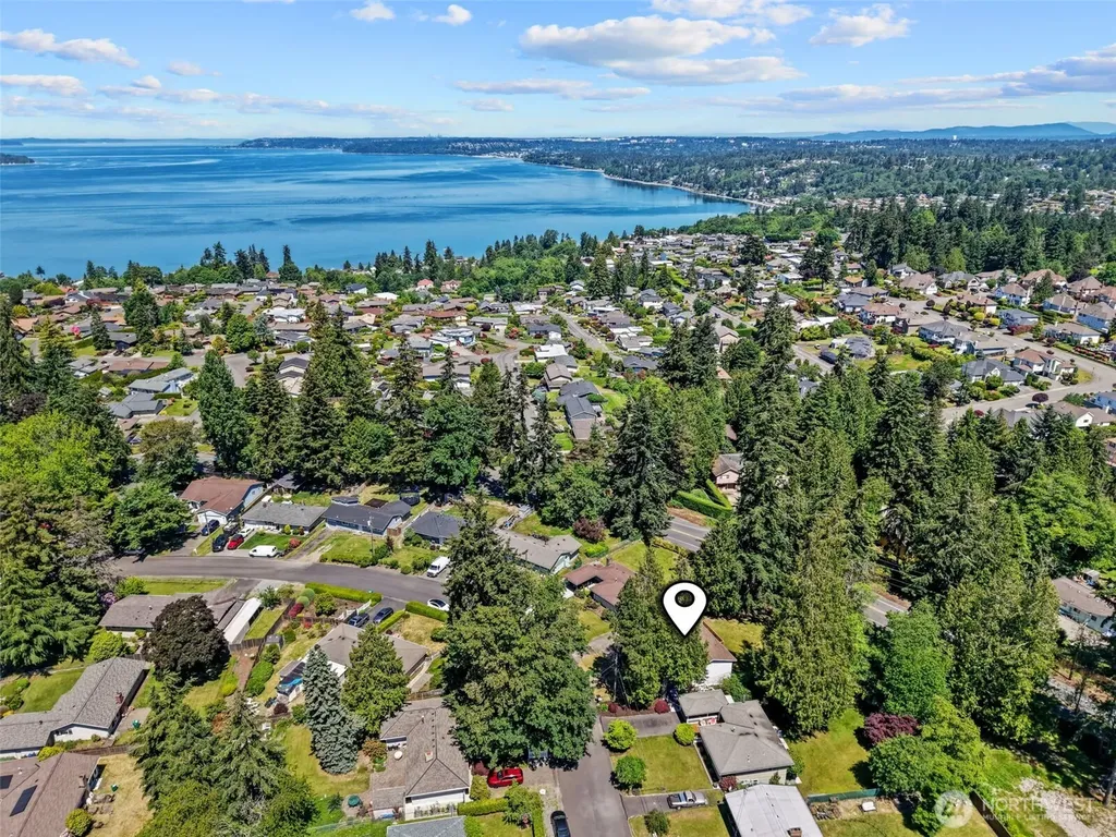 30108 2nd Avenue SW Federal Way WA 98023