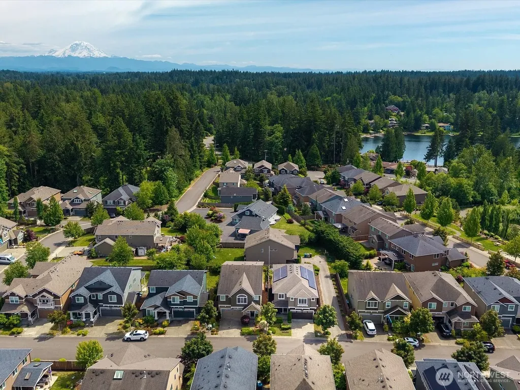 17833 SE 189th Street Renton WA 98058