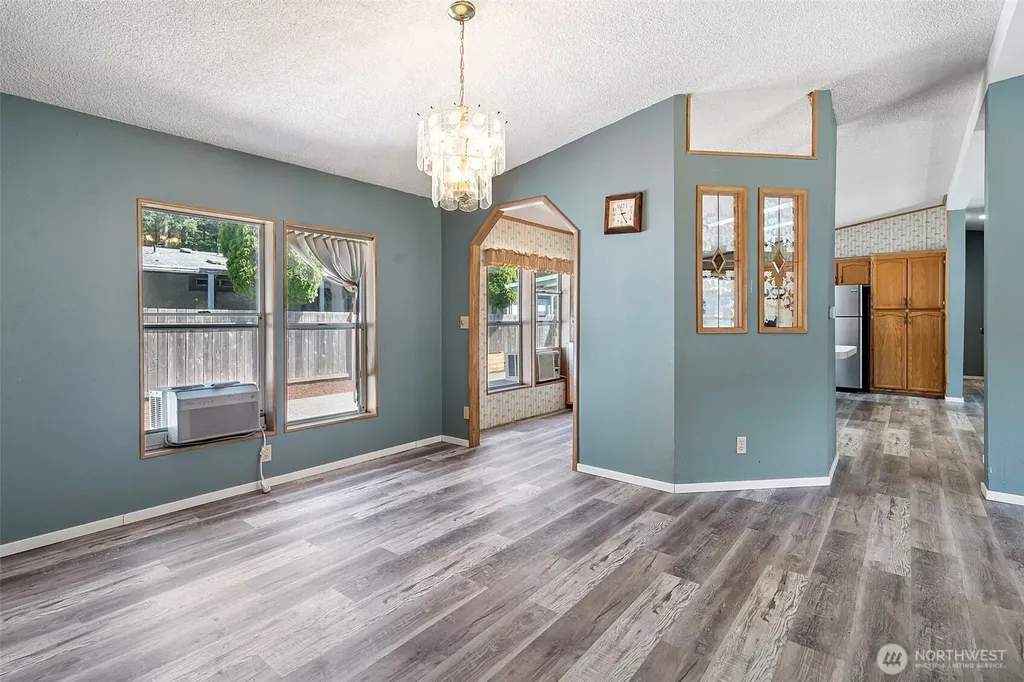 2084 Hastings Lane SE Port Orchard WA 98367