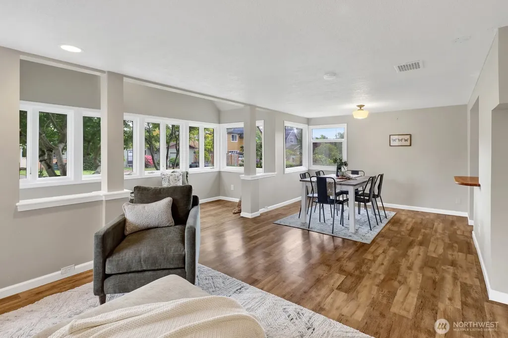 2821 Racine Street Bellingham WA 98226