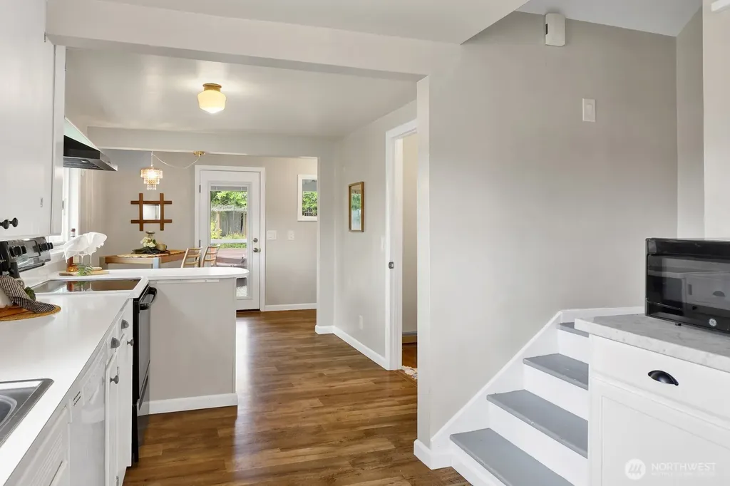 2821 Racine Street Bellingham WA 98226