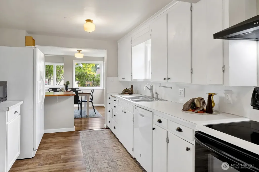 2821 Racine Street Bellingham WA 98226