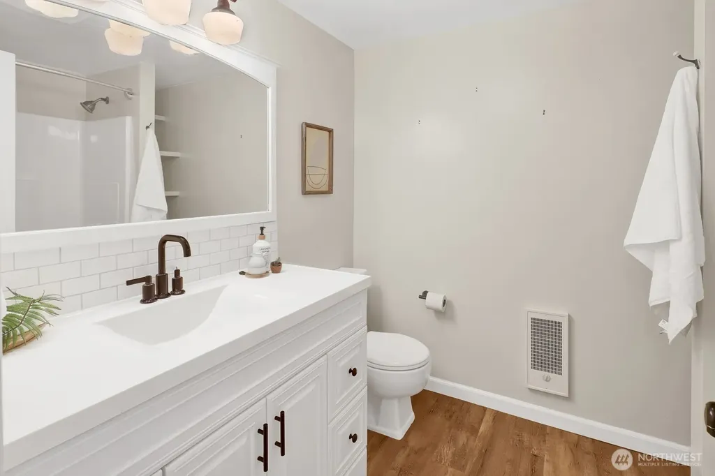 2821 Racine Street Bellingham WA 98226