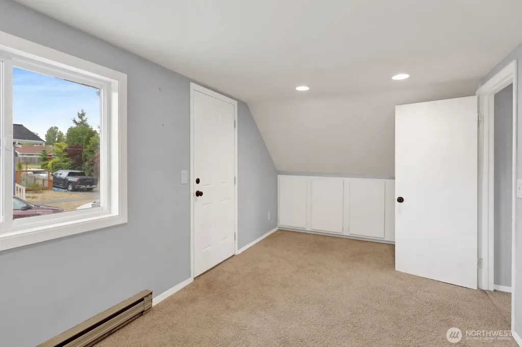2821 Racine Street Bellingham WA 98226