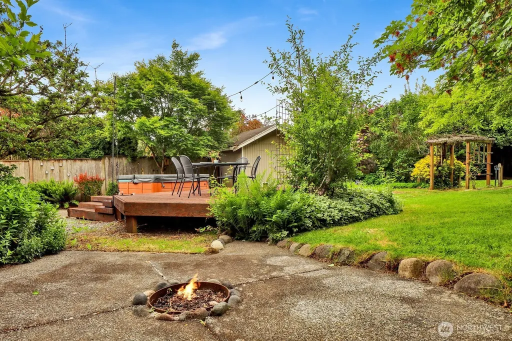 2821 Racine Street Bellingham WA 98226