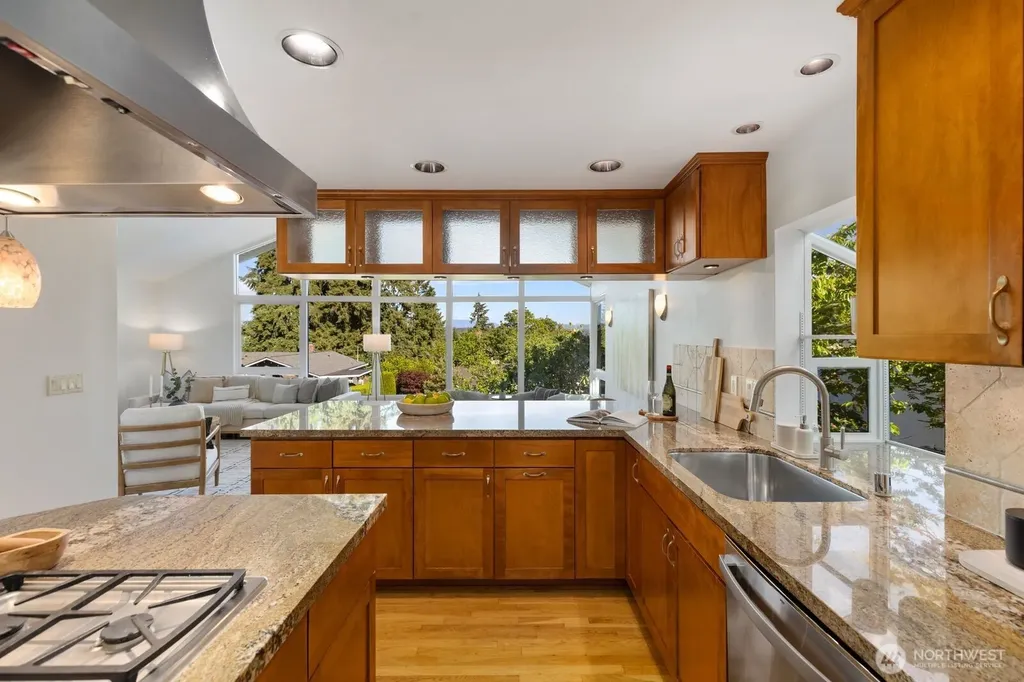 235 174th Place NE Bellevue WA 98008