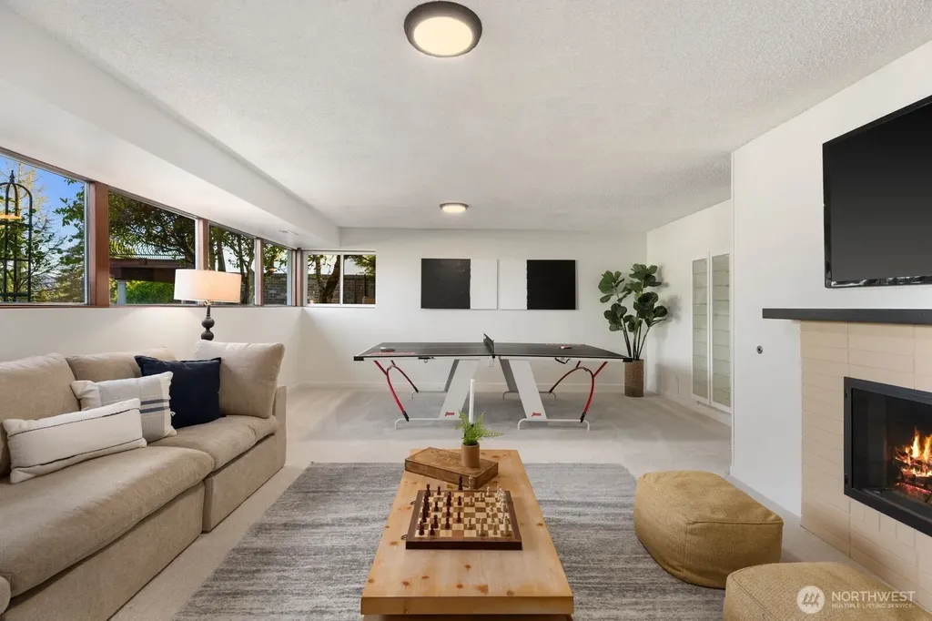 235 174th Place NE Bellevue WA 98008