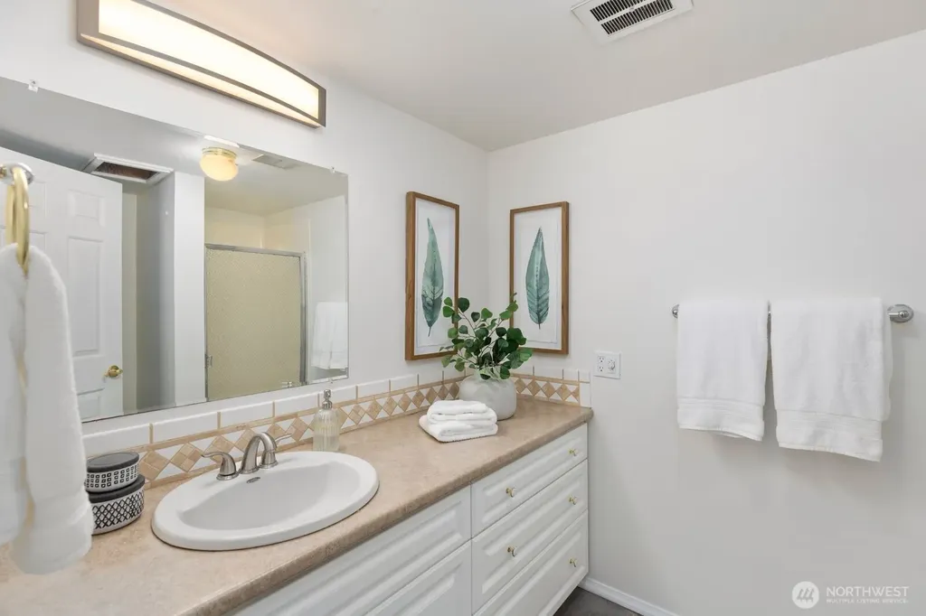 235 174th Place NE Bellevue WA 98008