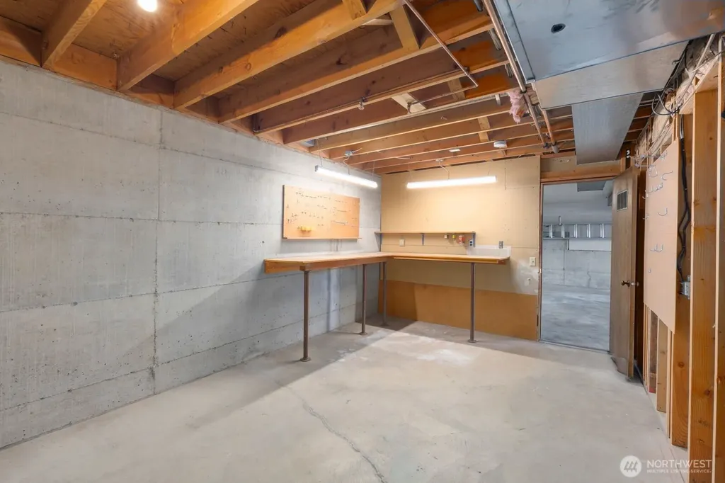 235 174th Place NE Bellevue WA 98008