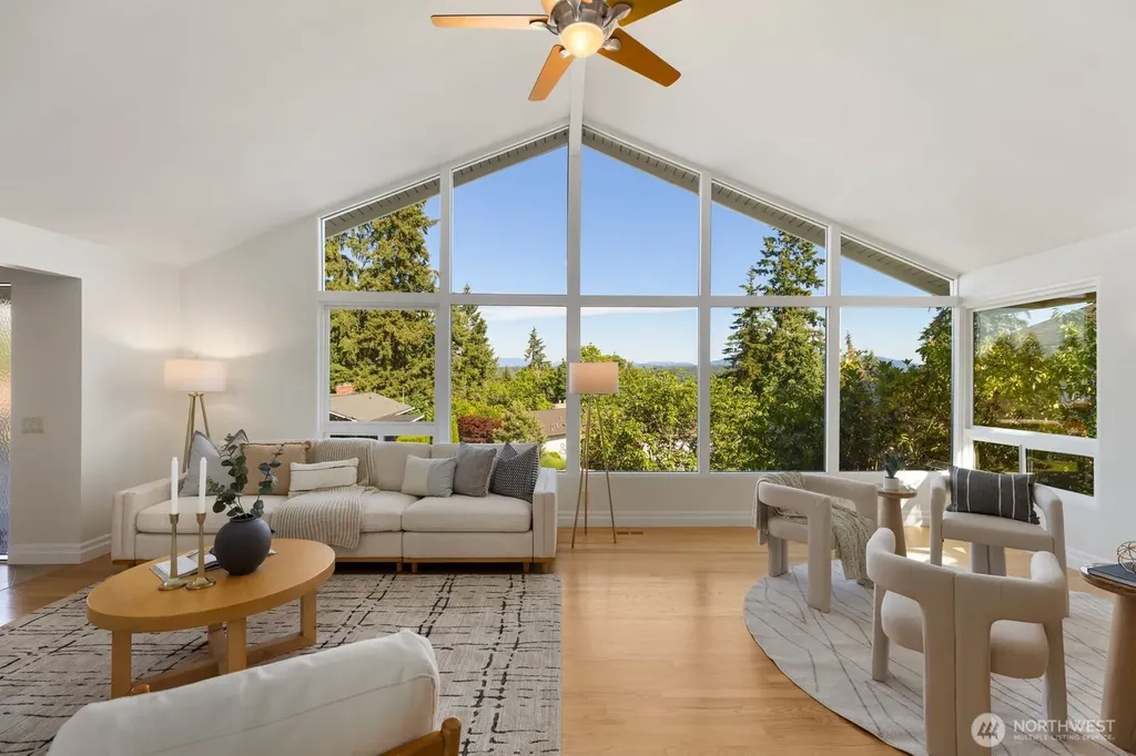 235 174th Place NE Bellevue WA 98008