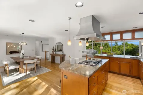 235 174th Place NE Bellevue WA 98008