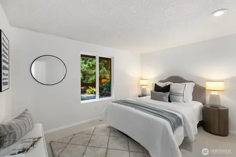 235 174th Place NE Bellevue WA 98008