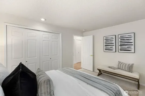 235 174th Place NE Bellevue WA 98008